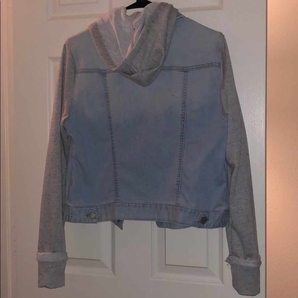 Jean jacket - Picture 2 of 2